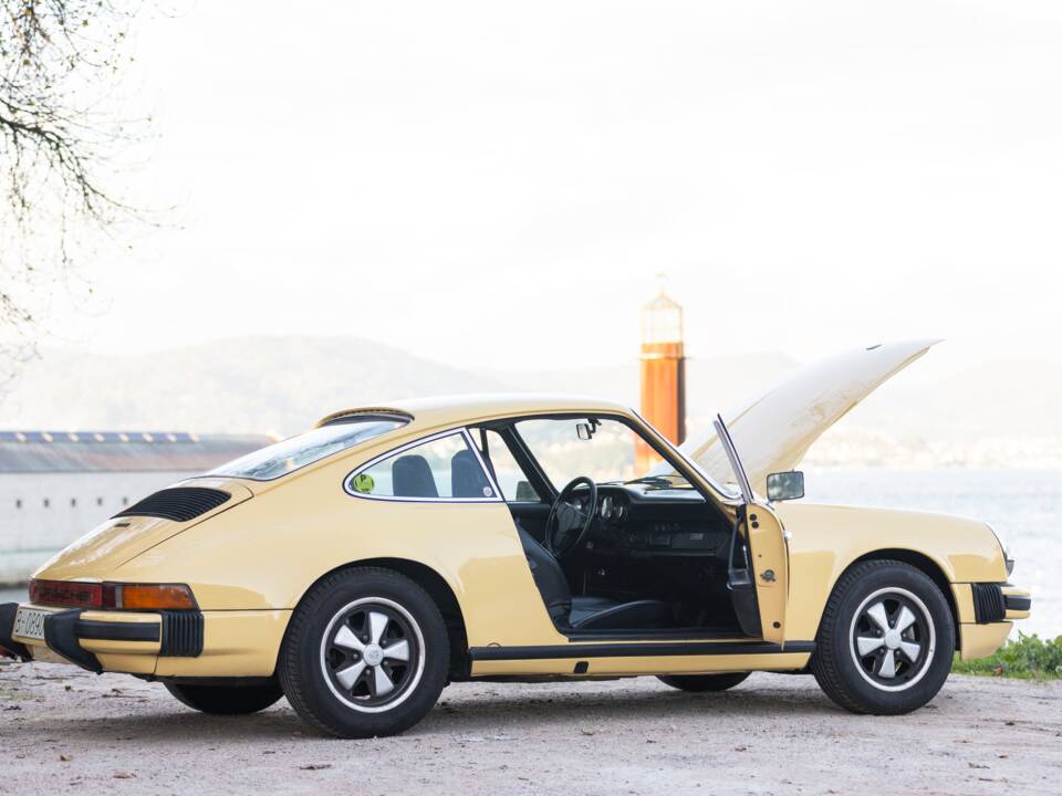 Image 4/58 of Porsche 911 2.7 S (1974)