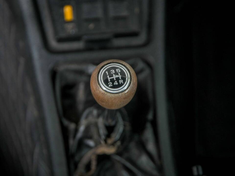 Image 29/50 of Datsun 240 Z (1974)