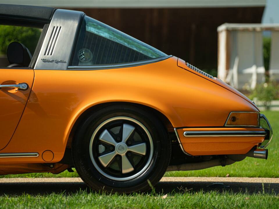 Image 23/50 of Porsche 911 2.2 T (1971)