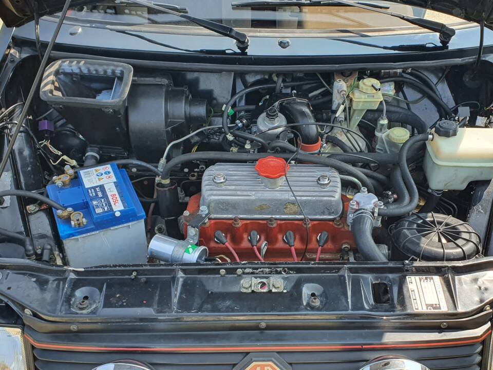Image 33/34 de MG Metro Turbo (1984)