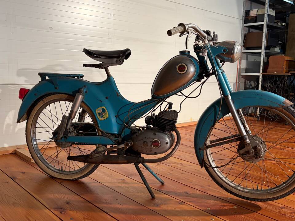 Image 5/17 of HMW 50 (1960)