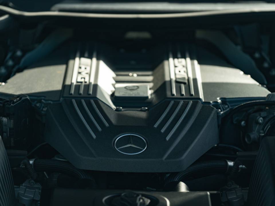 Image 47/50 of Mercedes-Benz SLS AMG (2014)