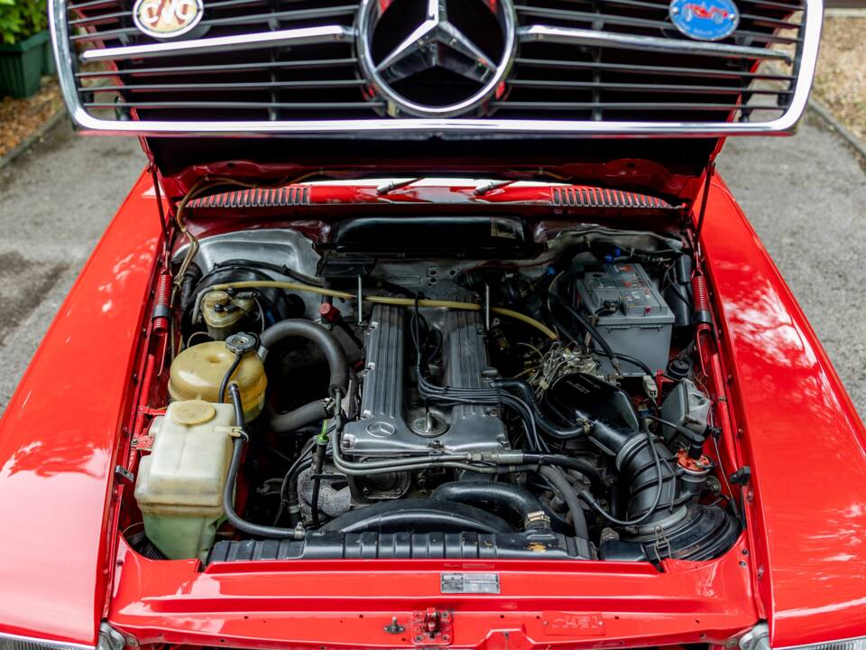 Immagine 5/25 di Mercedes-Benz 280 SL (1981)