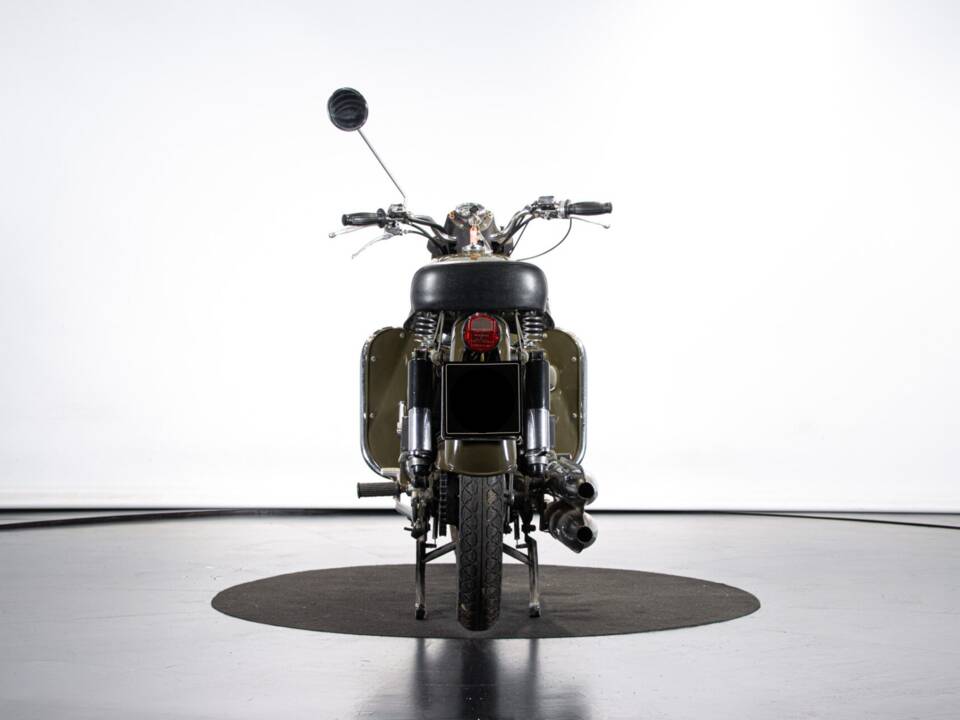 Image 6/27 of Moto Guzzi Nuovo Falcone (1973)
