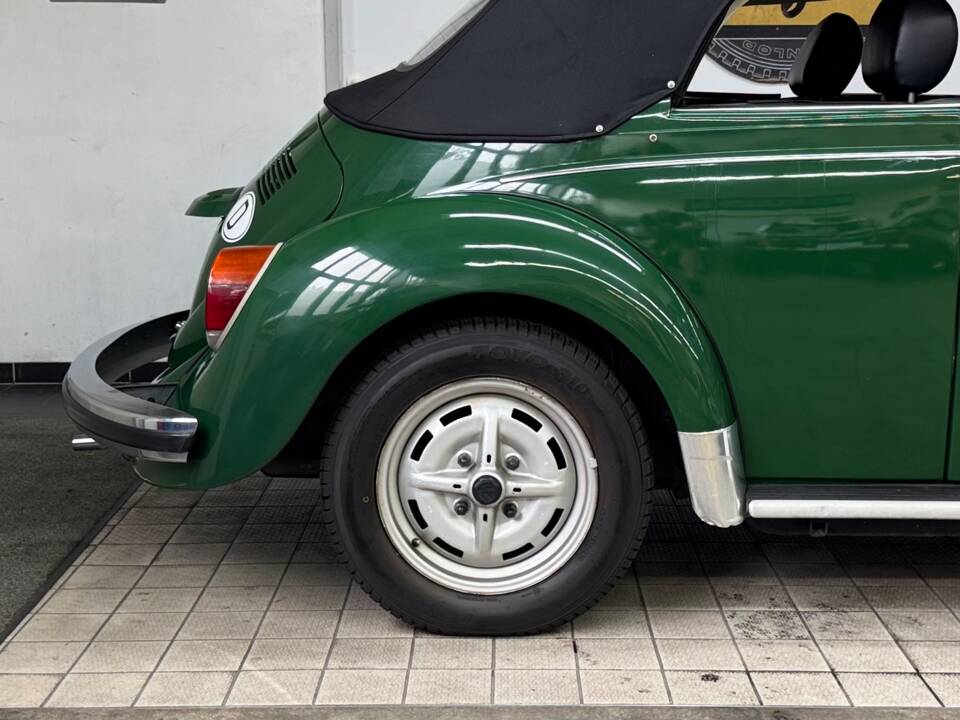Bild 32/35 von Volkswagen Käfer 1303 LS (1979)