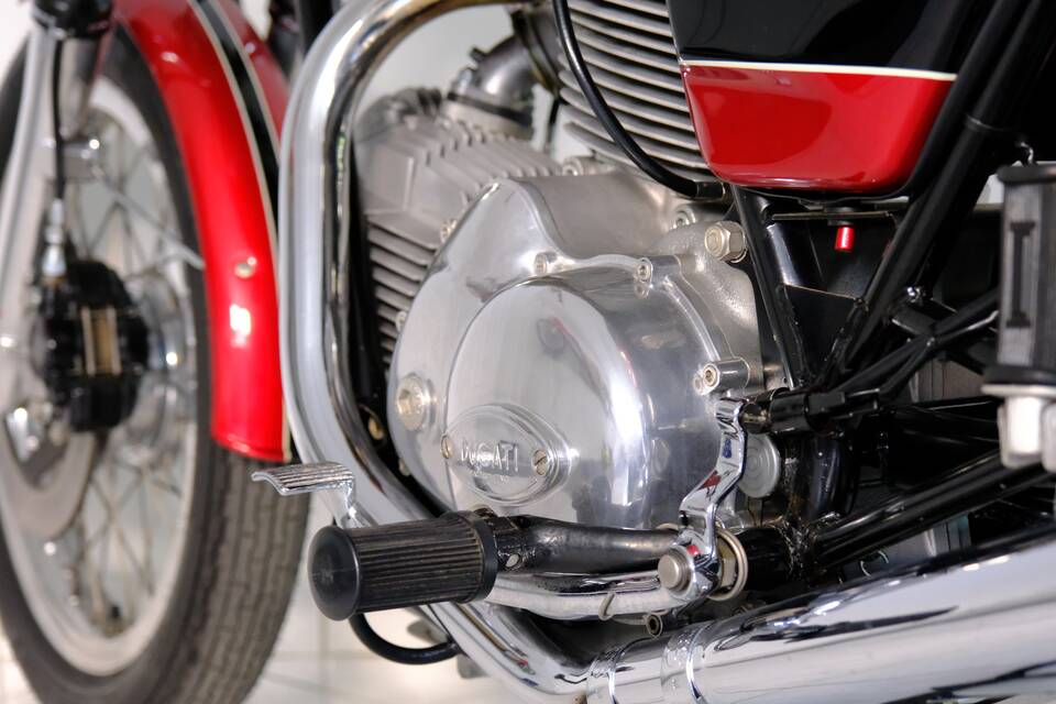 Immagine 70/96 di Ducati 750 GT (1974)