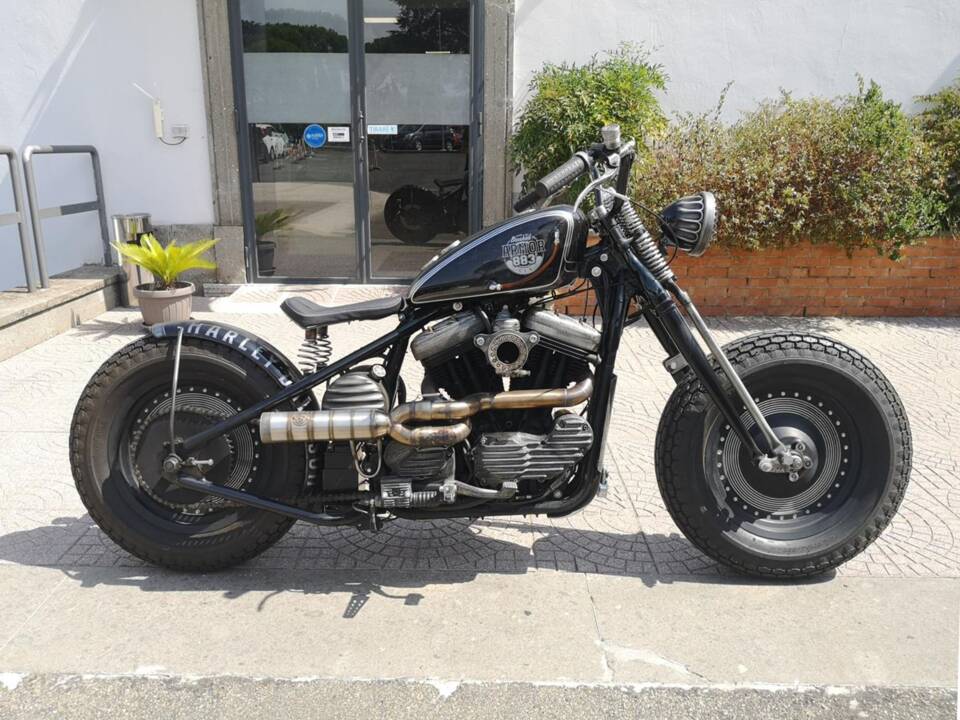 Image 16/32 of Harley-Davidson Sportster XL 883 (1993)