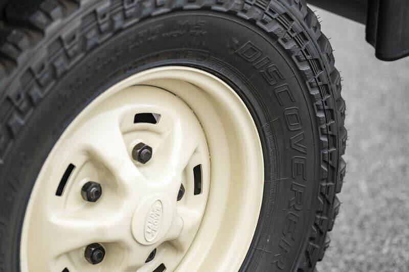 Image 34/39 of Land Rover Defender 90 Td5 (1998)