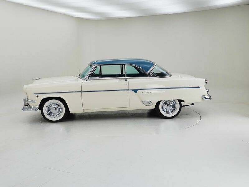 Imagen 5/15 de Ford Crestline Victoria (1954)