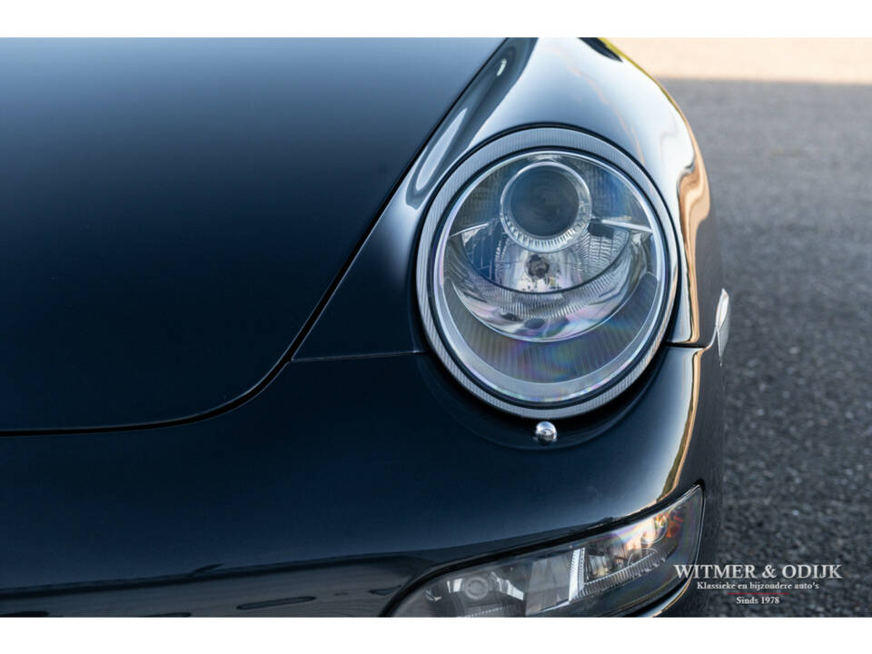 Image 31/34 of Porsche 911 Carrera S (2005)