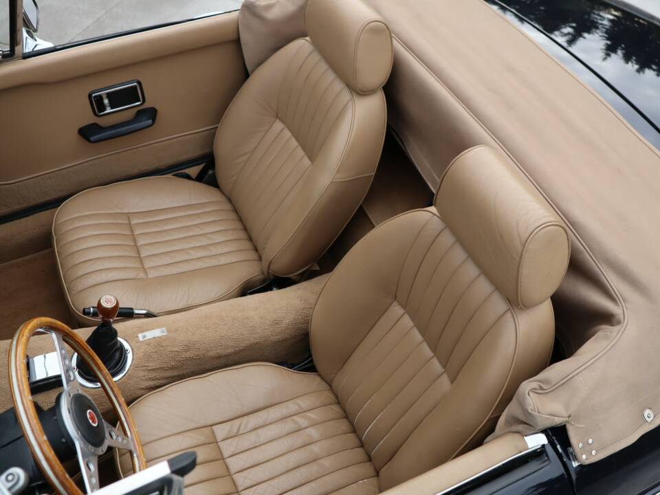 Afbeelding 9/50 van MG MGB (1973)