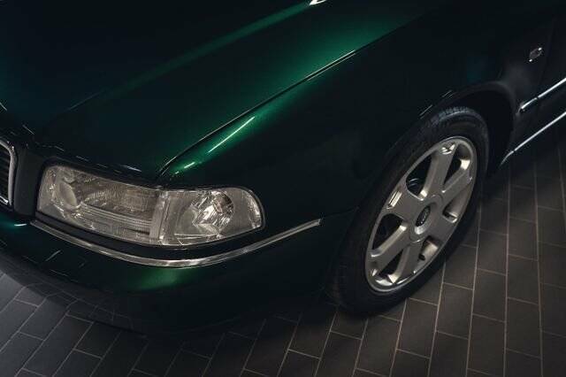 Bild 3/15 von Audi S8 (1999)