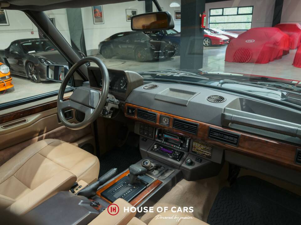 Bild 18/24 von Land Rover Range Rover Classic Vogue SEi (1992)