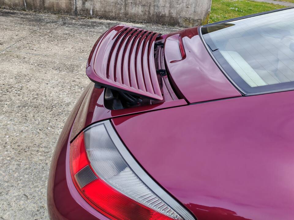 Bild 18/48 von Porsche 911 Carrera (1999)