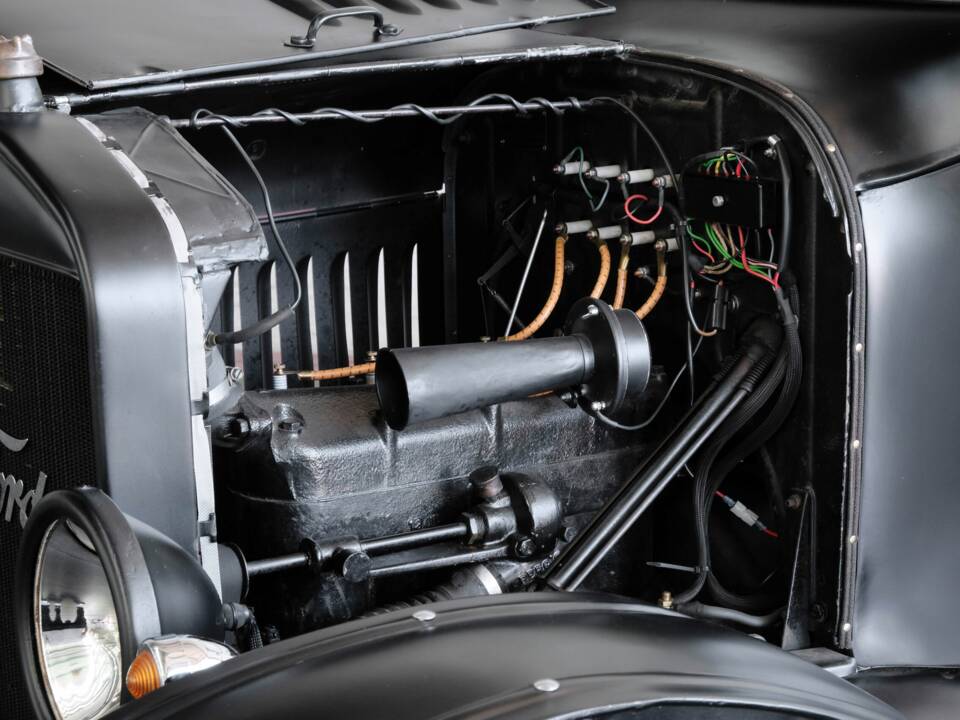 Image 26/39 of Ford Model T Touring (1924)