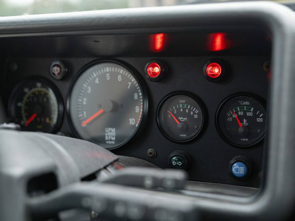 Bild 44/50 von Ford RS200 (1987)