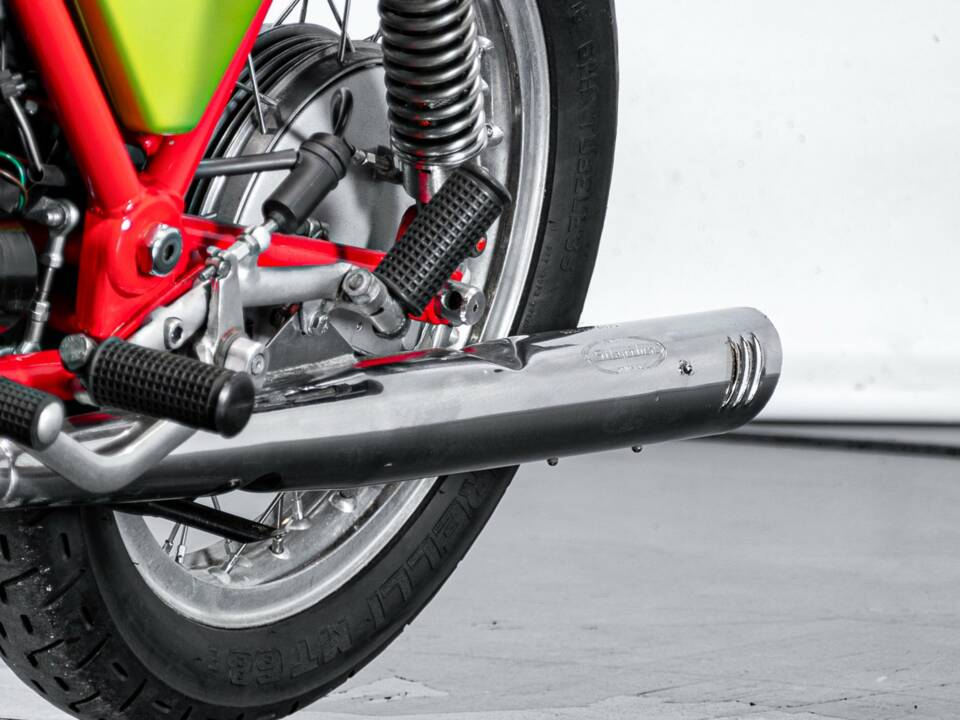 Afbeelding 19/50 van Moto Guzzi DUMMY (1972)