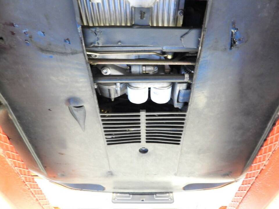 Image 14/15 of Ferrari 575M Maranello F1 (2002)