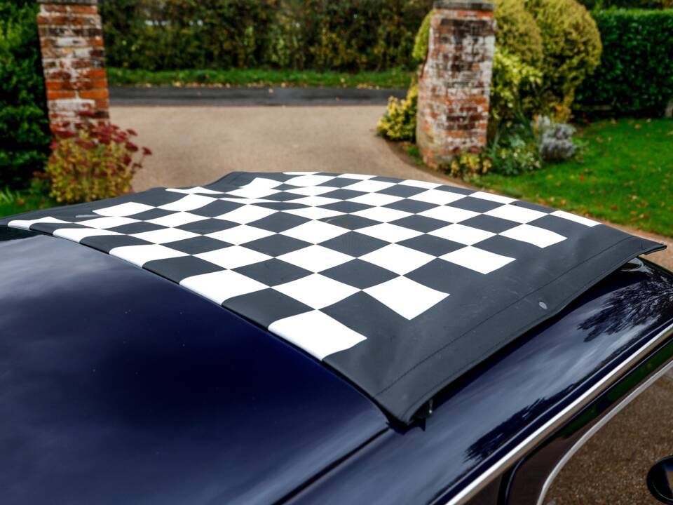 Image 11/45 of FIAT 500 L (1972)