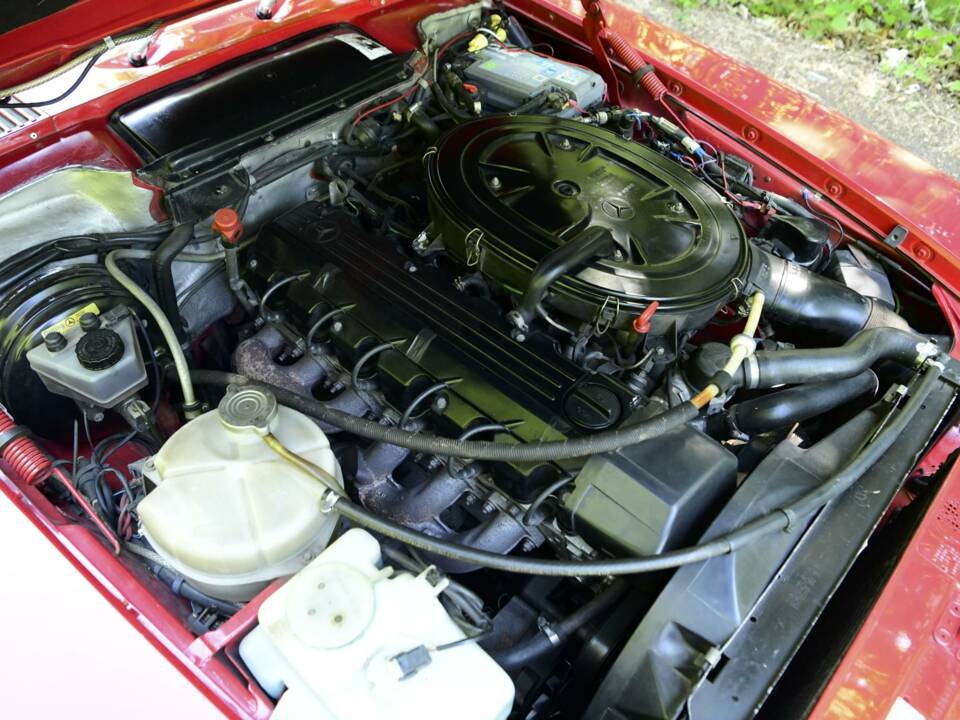 Image 20/50 of Mercedes-Benz 300 SL (1988)
