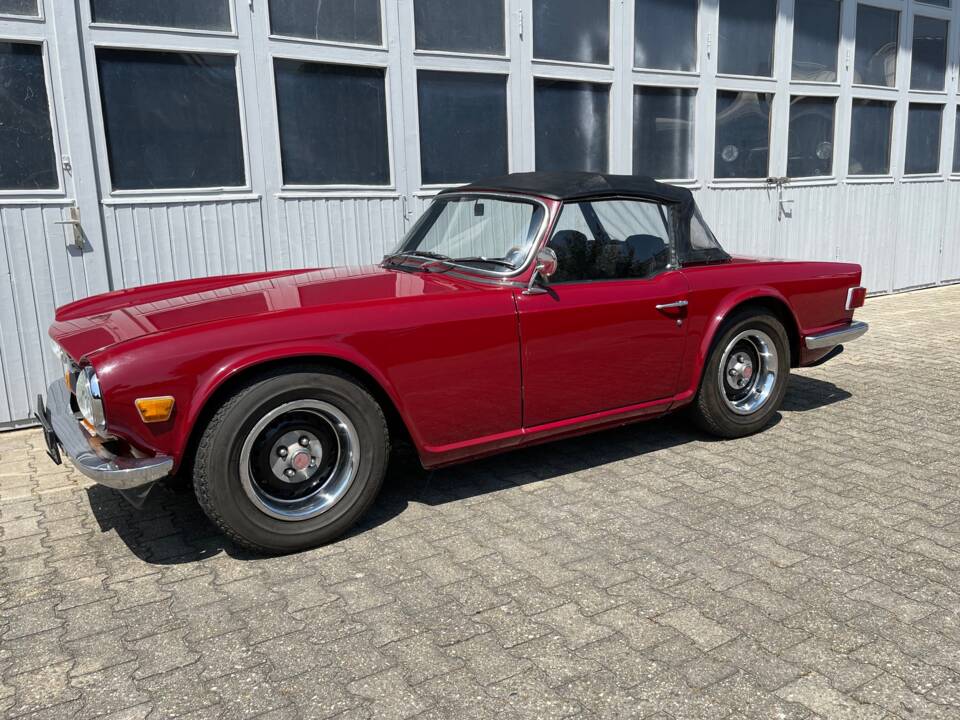 Imagen 7/18 de Triumph TR 6 (1969)