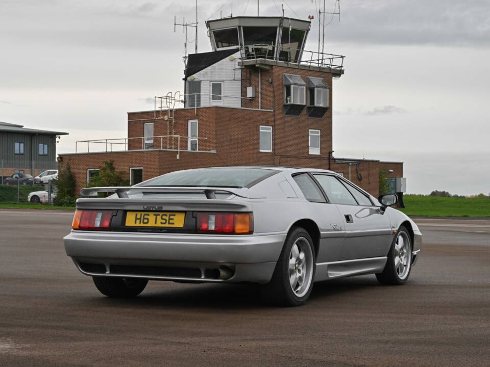 Image 12/50 of Lotus Esprit SE (1990)