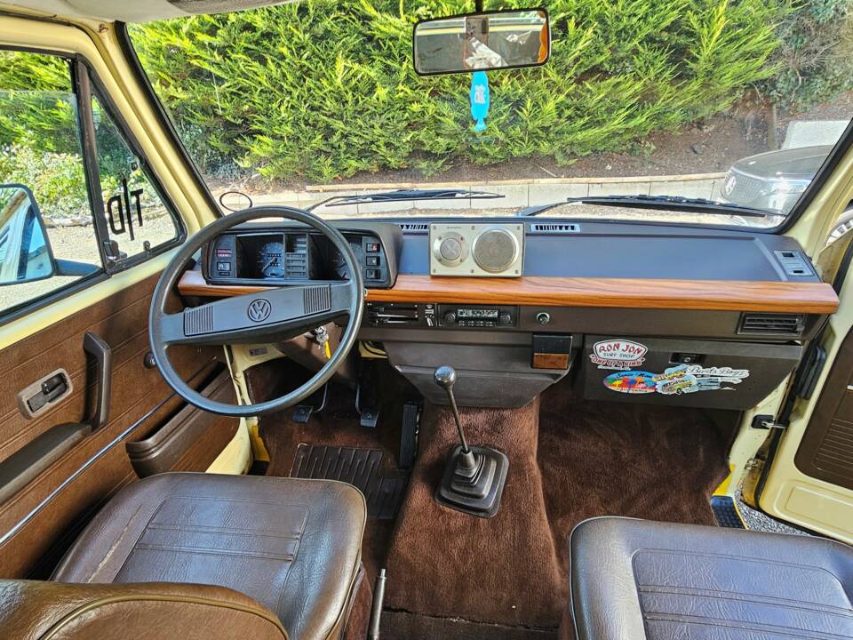 Immagine 9/16 di Volkswagen T25 1.6 TD (1984)