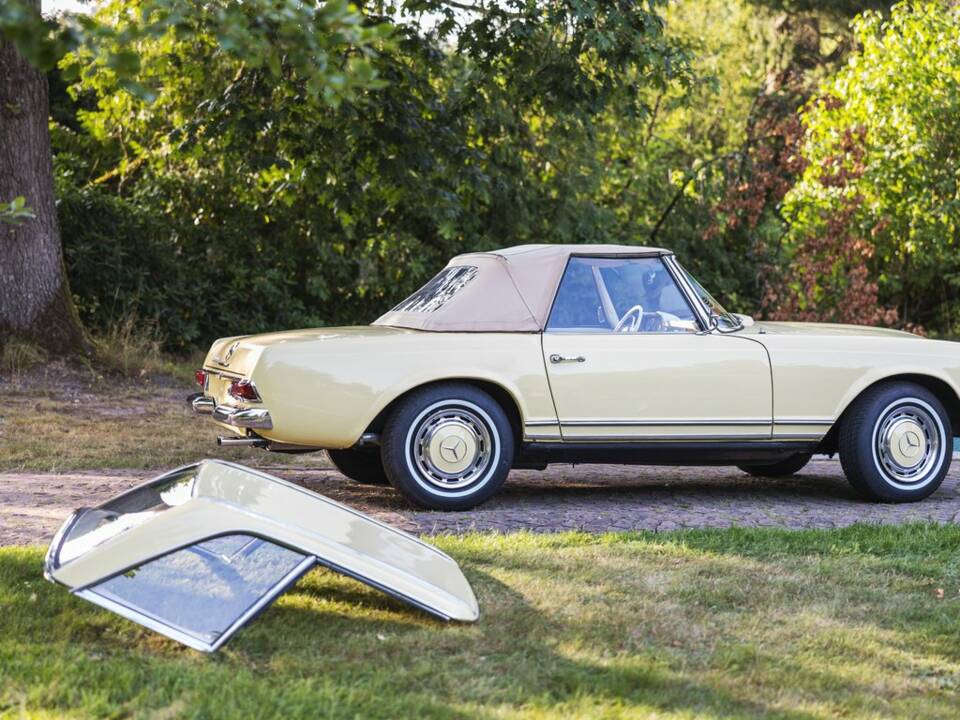 Image 6/8 of Mercedes-Benz 230 SL (1964)