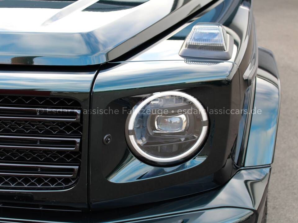Image 6/32 of Mercedes-Benz G 500 (LWB) (2023)