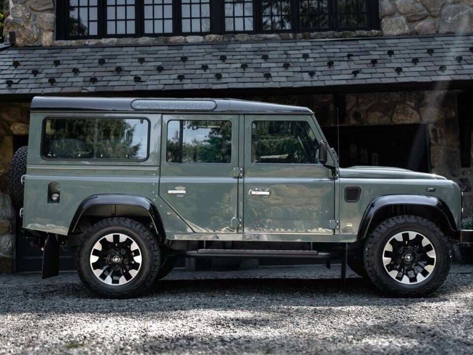 Image 4/67 of Land Rover Defender 110 Turbo Diesel (1999)