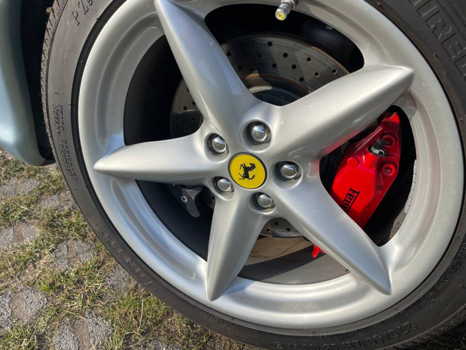 Immagine 26/31 di Ferrari 360 Modena (2000)