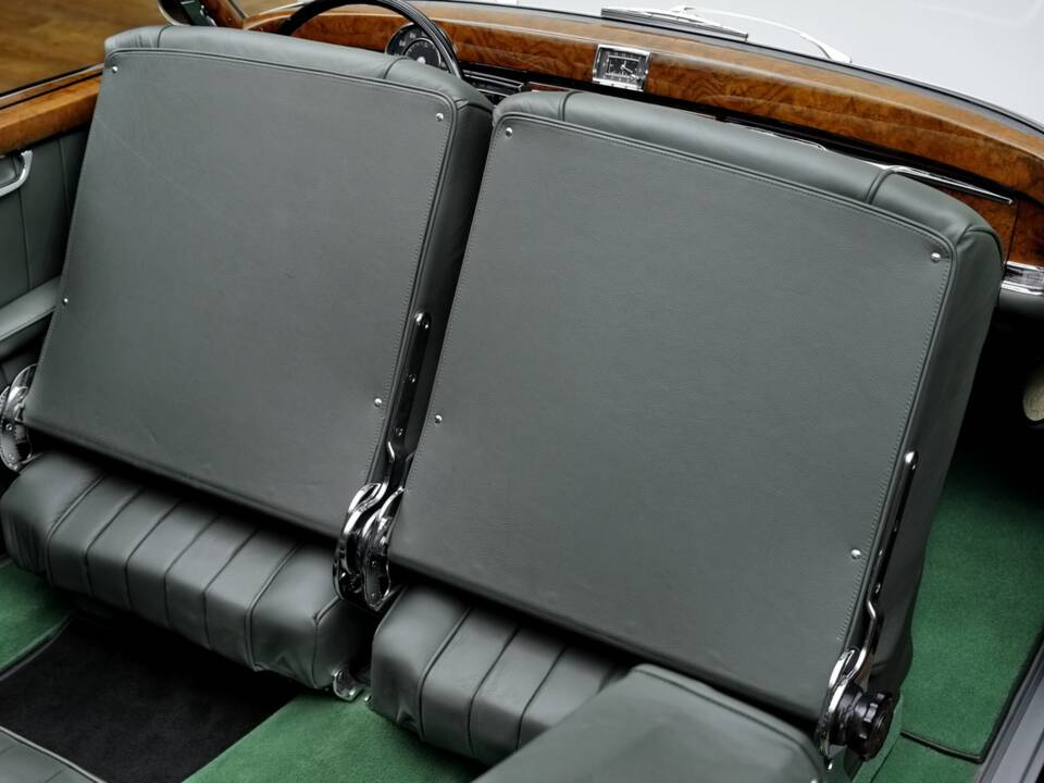 Bild 13/31 von Mercedes-Benz 300 S Roadster (1953)