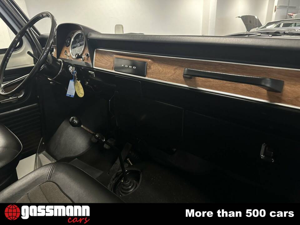 Bild 13/15 von Ford Transit (1974)