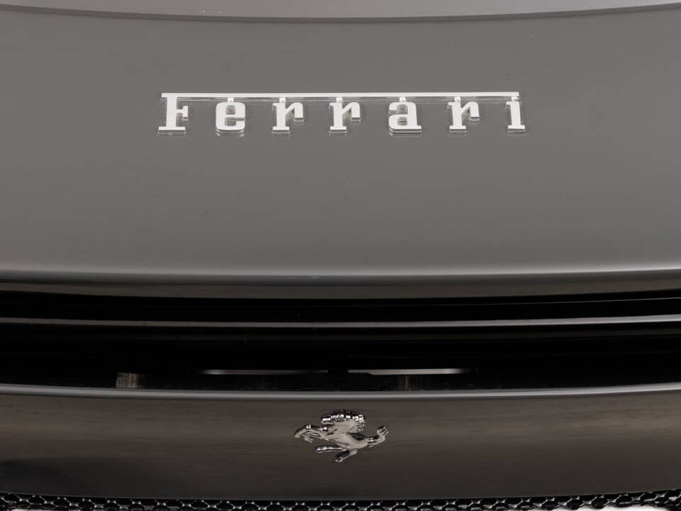 Image 34/42 de Ferrari 296 GTS (2024)