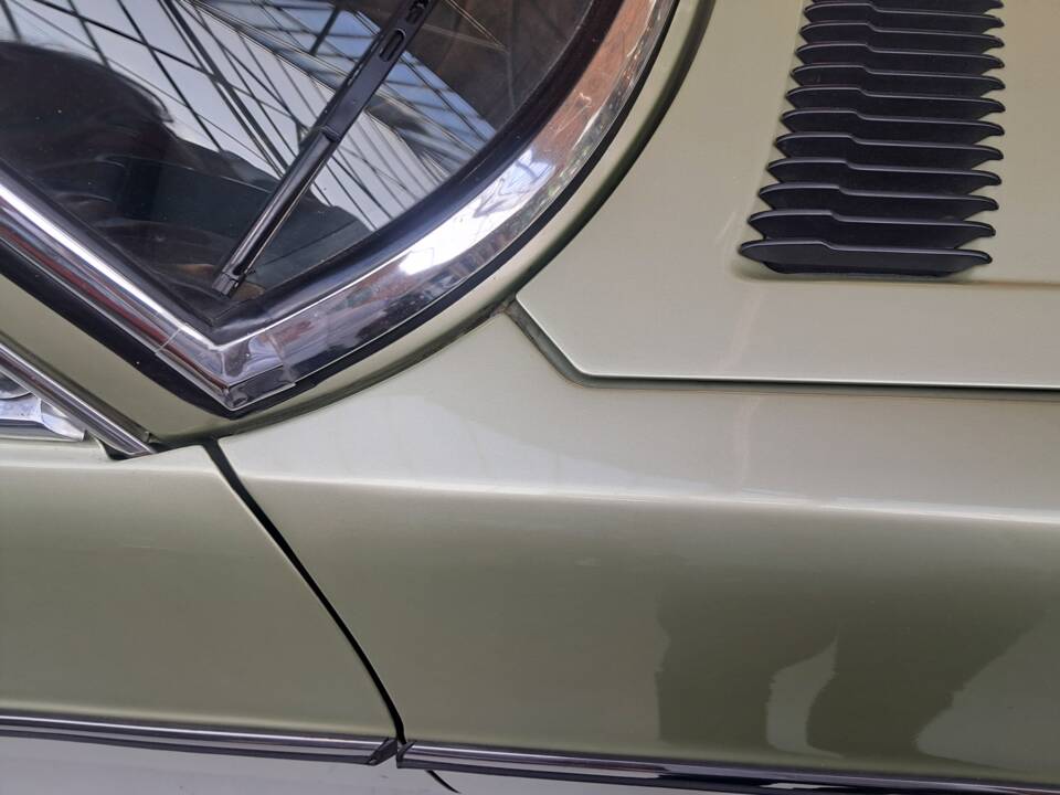 Immagine 11/39 di BMW 3,3 Li (1977)