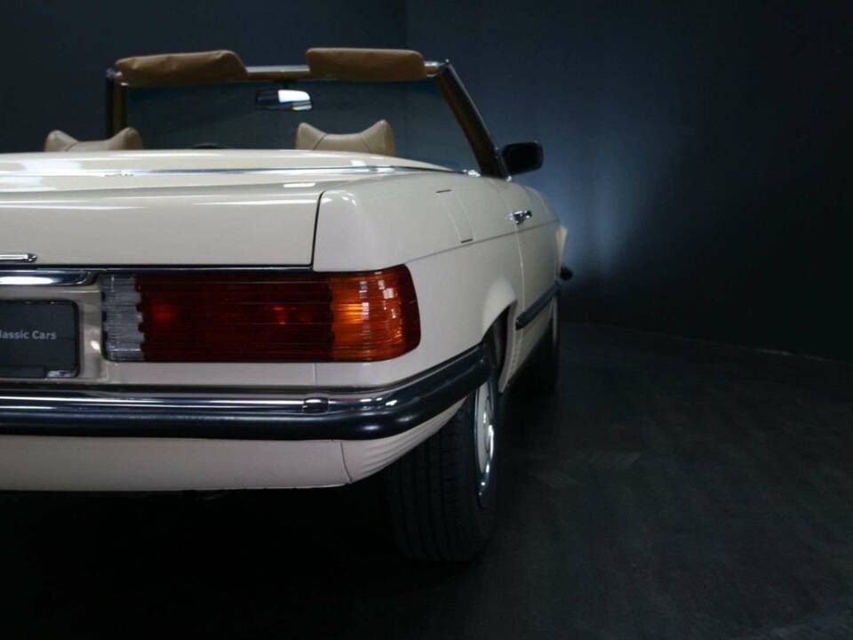 Image 32/50 de Mercedes-Benz 450 SL (1973)