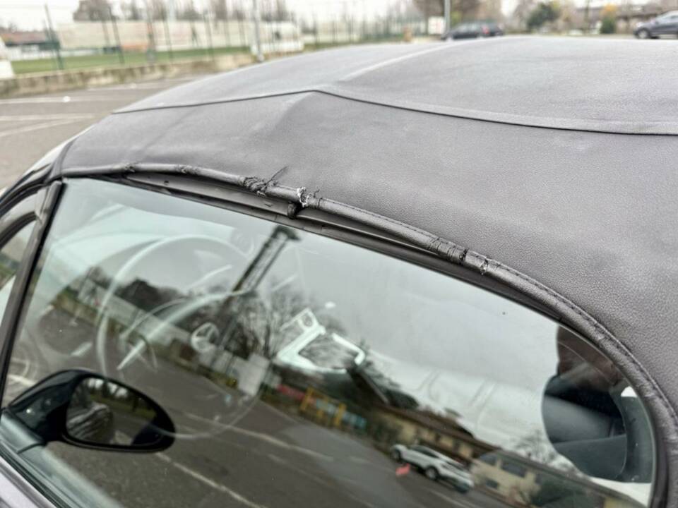 Afbeelding 24/25 van Mazda MX-5 1.6 (2000)