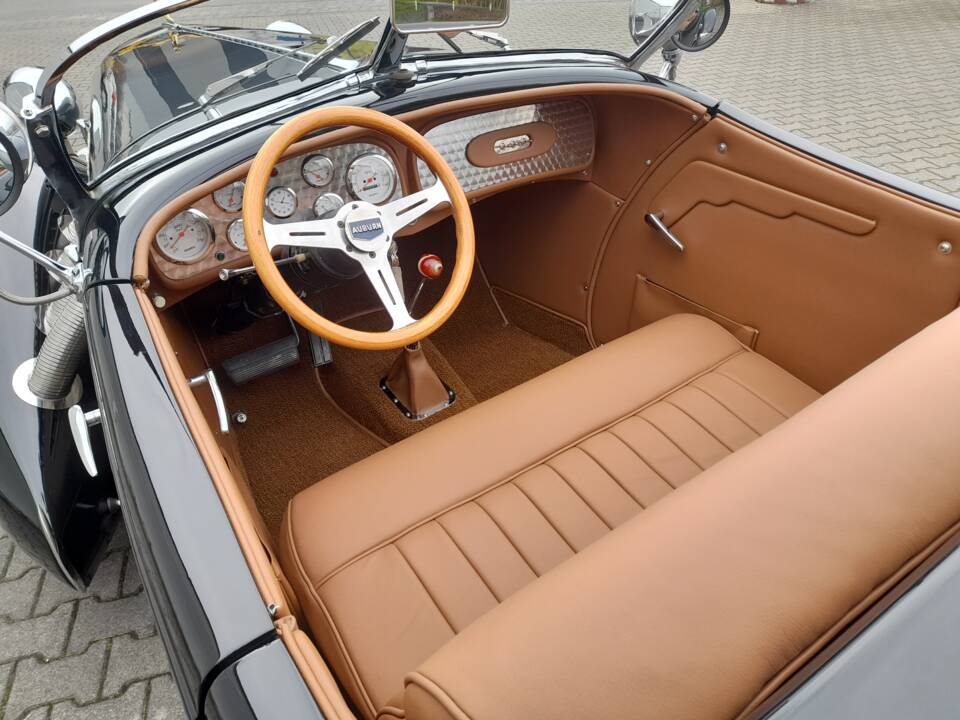 Bild 15/28 von Auburn Speedster 851 (1936)