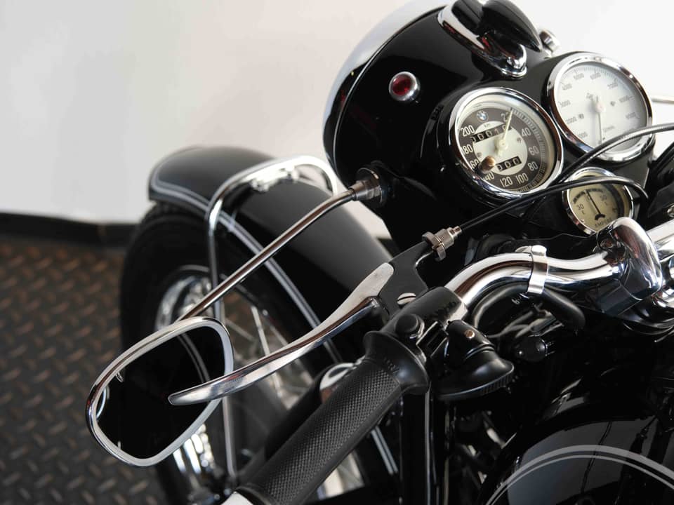 Image 16/98 of BMW R 69 S (1964)