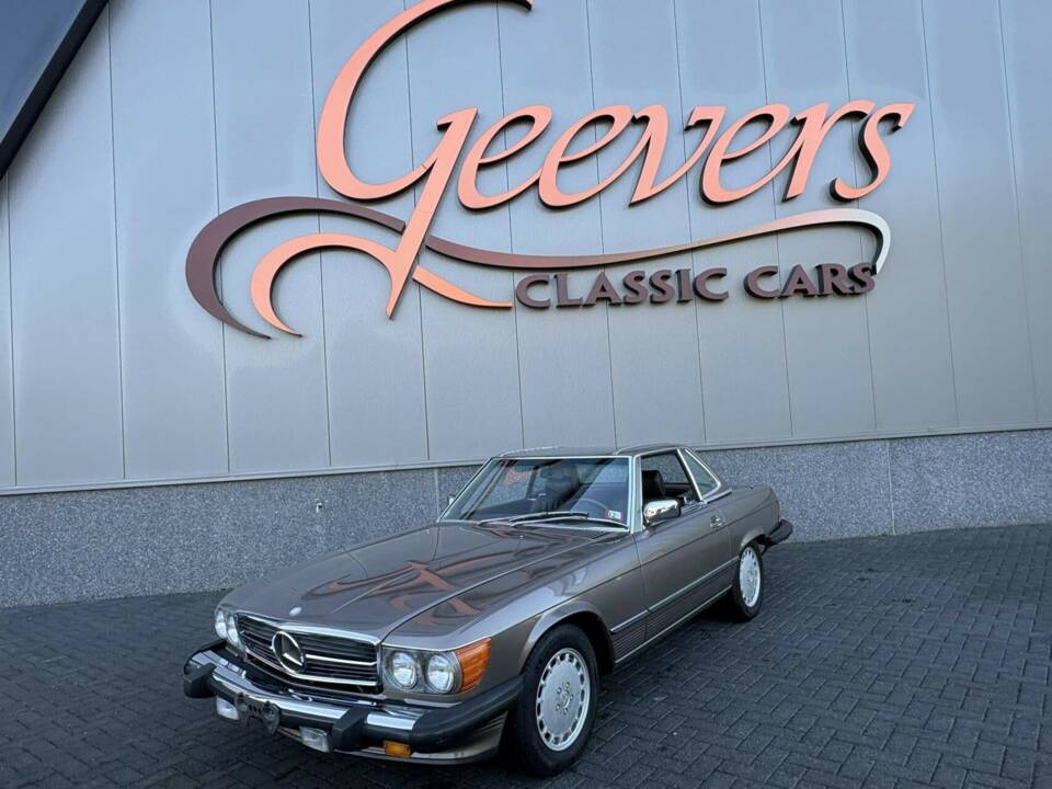 Image 2/50 of Mercedes-Benz 560 SL (1987)