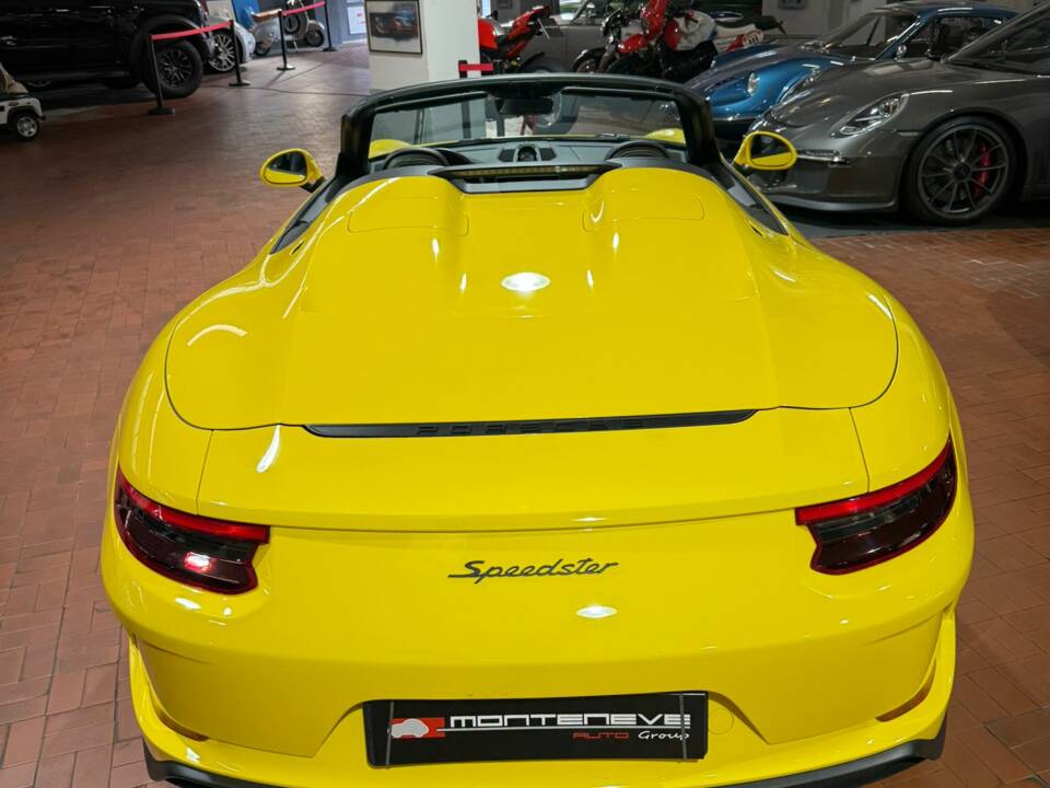 Bild 52/86 von Porsche 911 Speedster (2019)