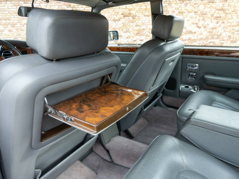 Image 41/50 of Rolls-Royce Silver Spirit (1987)