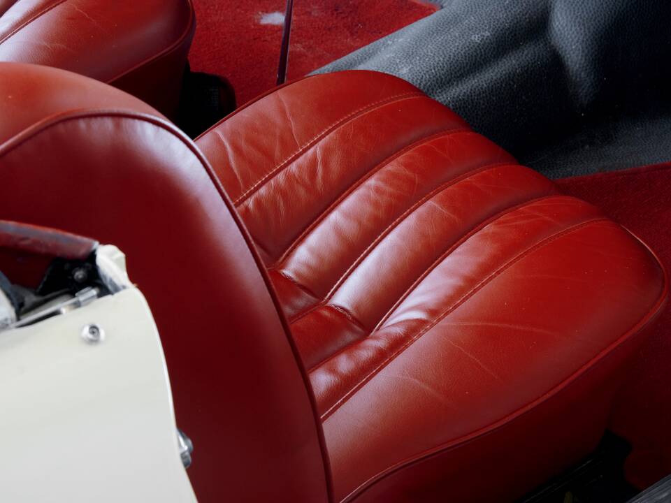 Image 44/50 de Mercedes-Benz 190 SL (1960)