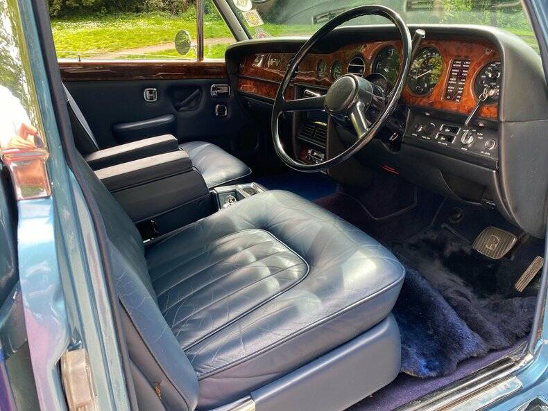 Image 21/50 of Bentley T 2 (1980)