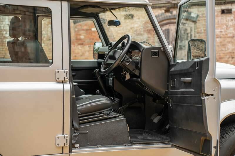 Image 46/50 de Land Rover Defender 110 (2015)