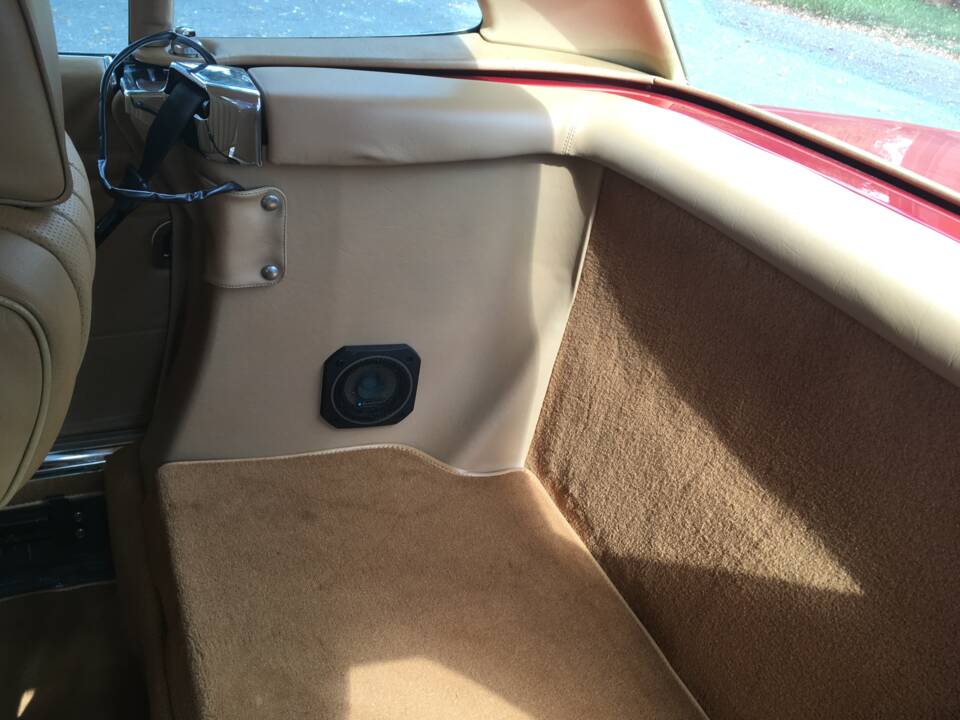 Image 22/52 de Mercedes-Benz 280 SL (1985)