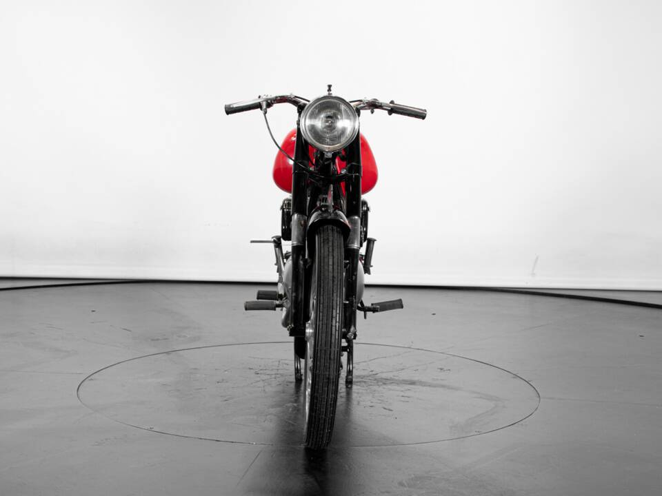 Bild 4/50 von Gilera 150 Sport (1954)