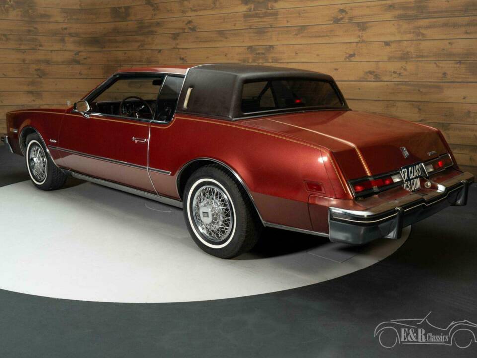 Image 8/19 de Oldsmobile Toronado (1985)