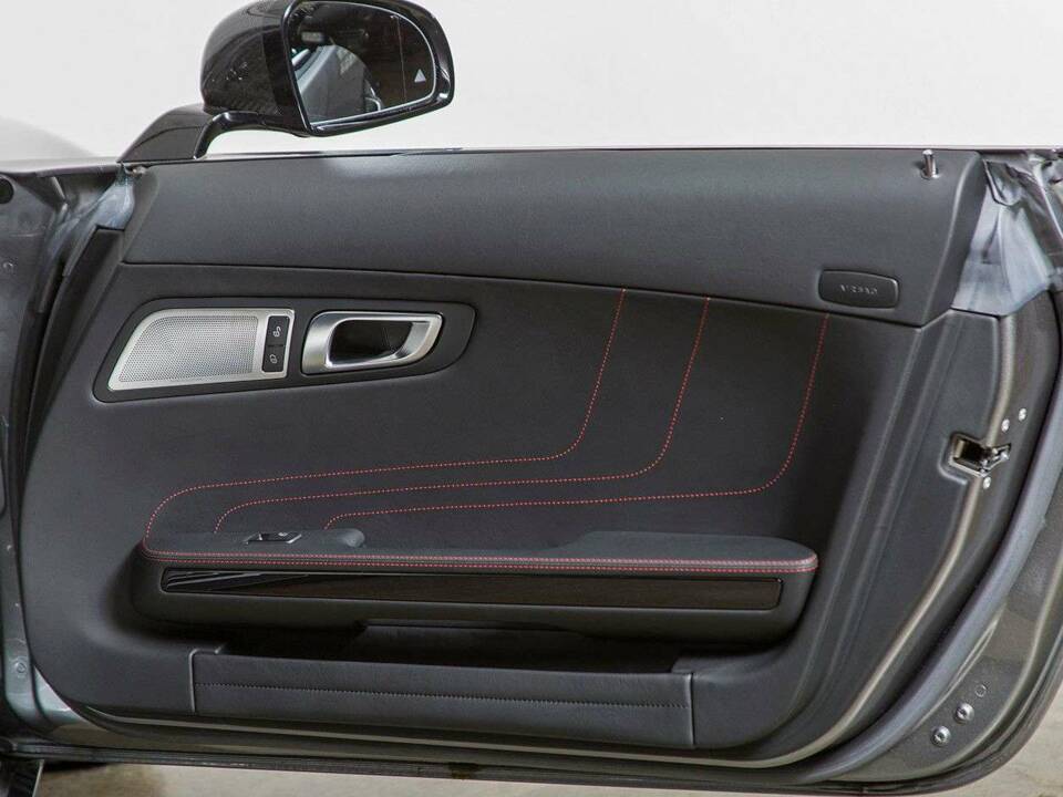 Image 23/31 of Mercedes-Benz SLS AMG GT Roadster (2014)