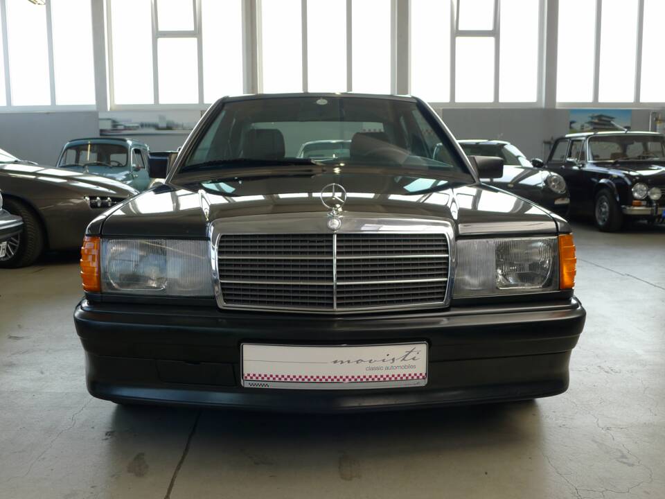 Image 27/49 of Mercedes-Benz 190 E 2.3-16 (1984)